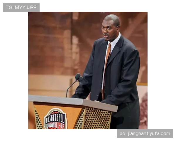 哈基姆·奥拉朱旺低位单打主导比赛 助力火箭夺冠荣耀加冕