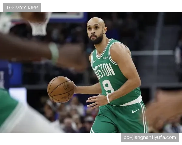 德里克·怀特利用挡拆制造空位三分提升球队外线火力